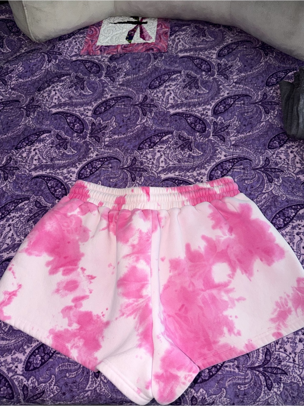 Comfrt Womens Minimalist Shorts Strawberry Swirl - Picture 7 of 7